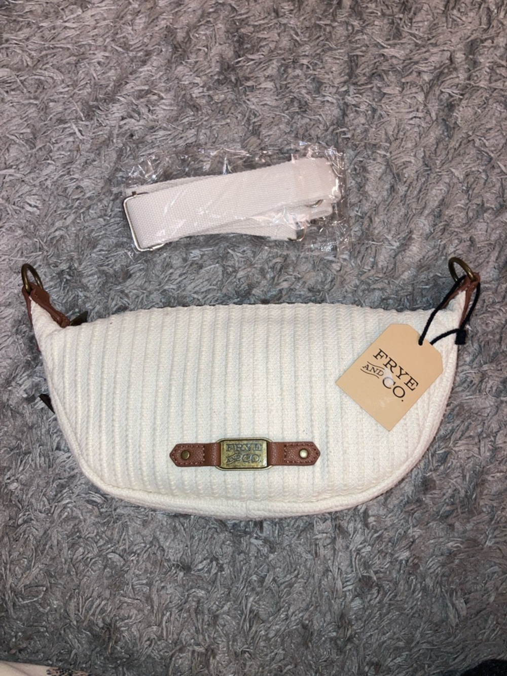 FRYE AND CO. Cream moon Quilted Crescent Crossbody with Leather Trim NEW